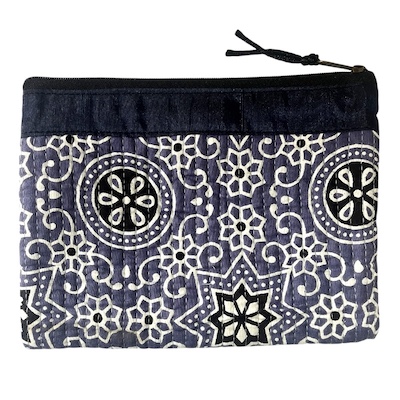 5 x 7 Inch Quilt Stitch Zip Purse